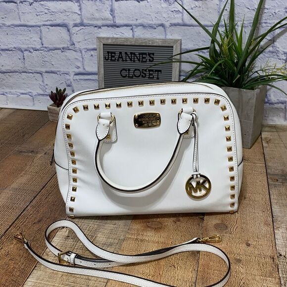 Michael Kors Selma Lg Studded saffiano leather Tote - Picture 11 of 16